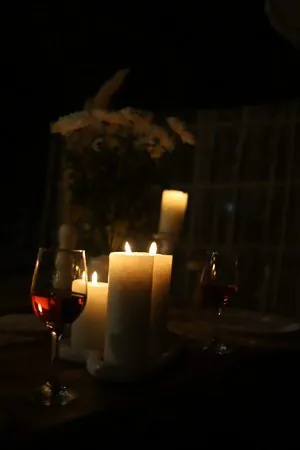 Candlelight & Wine Detail